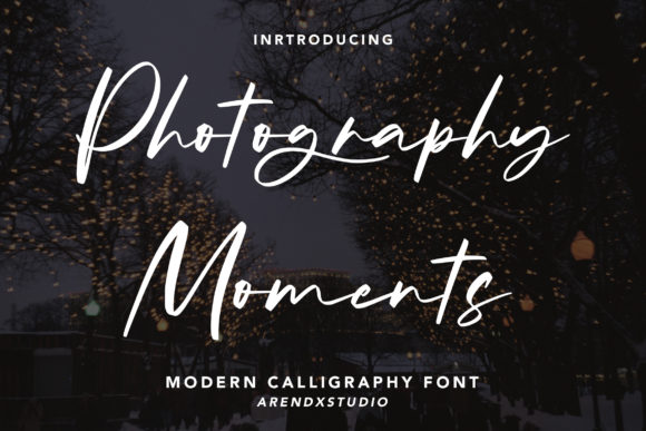 Photography Moments: A Relaxed Script Font for Editorial Warmth